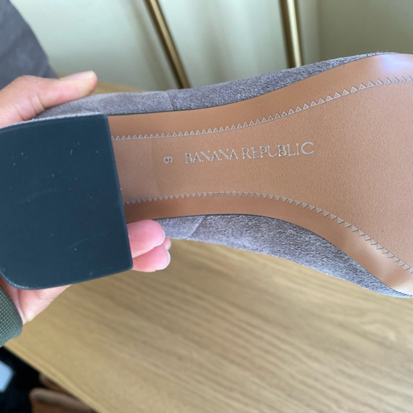 Banana Republic Suede Slouchy Boot (6) - Picture 7 of 8